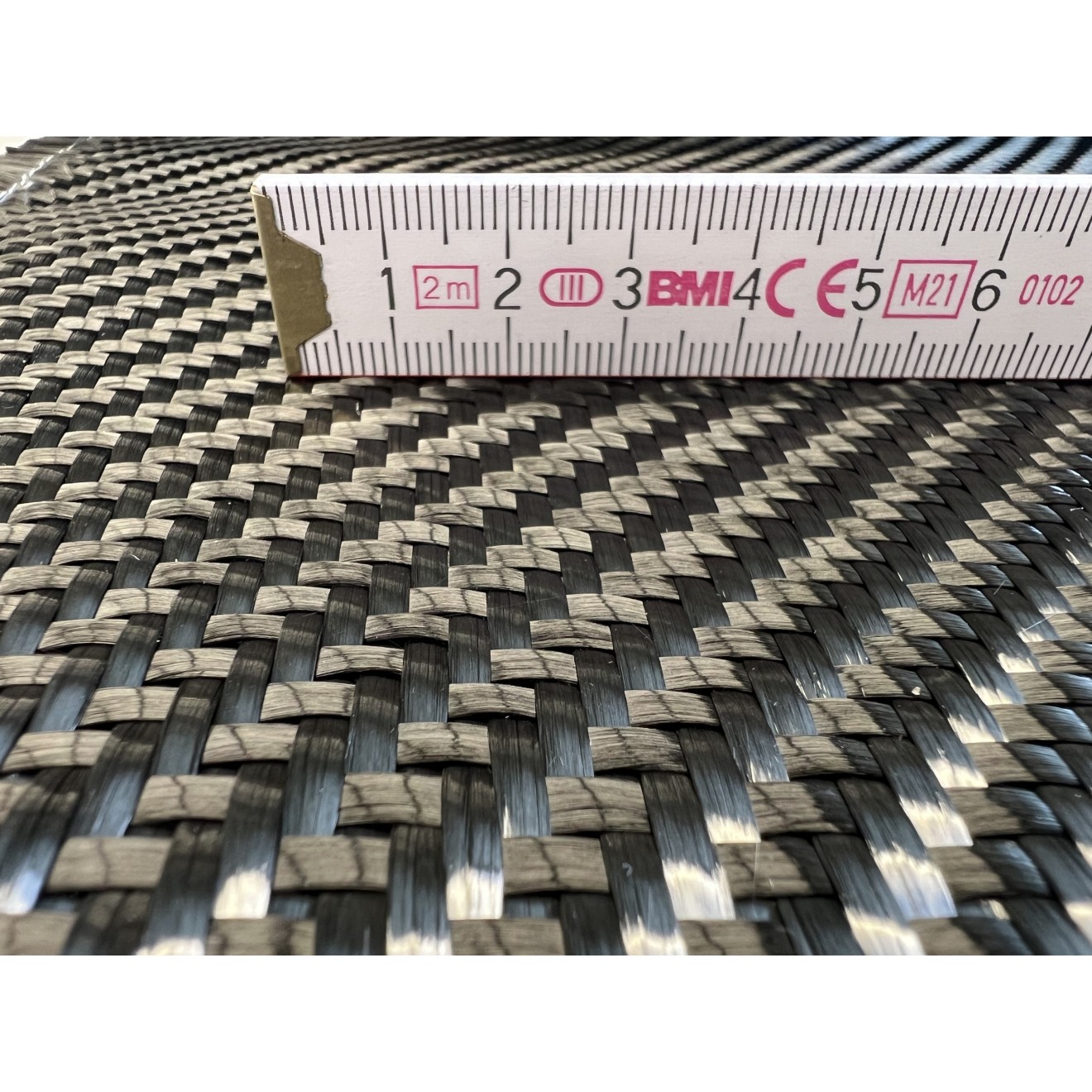 Woven carbon fiber fabric 12K 660g/m² twill2/2, width 500mm, B-Stock